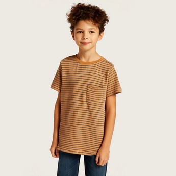 Striped Crew Neck T-shirt with Short Sleeves and Chest Pocket