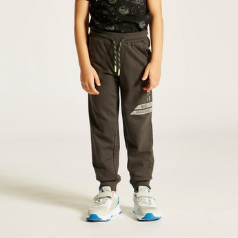 XYZ Printed Joggers with Drawstring Closure and Pockets