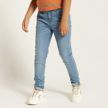 Juniors Solid Denim Jeans with Button Closure and Pockets