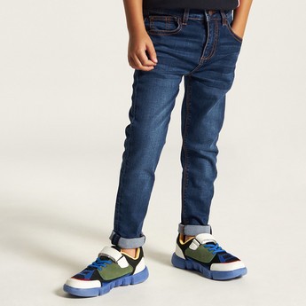 Juniors Solid Jeans with Pocket Detail and Belt Loops