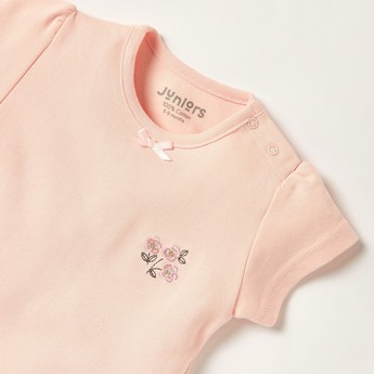 Juniors Embroidered T-shirt with Short Sleeves and Button Closure