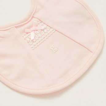 Giggles Solid Bib with Lace Detail and Press Button Closure