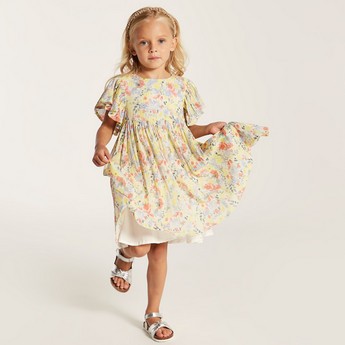 Juniors Floral Print Dress with Round Neck and Flutter Sleeves