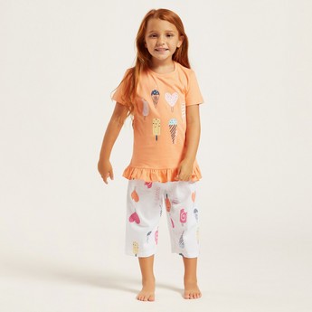 Juniors Graphic Print T-shirt and Capris - Set of 4