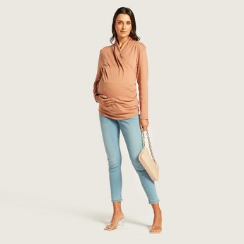 Love Mum Solid V-neck Maternity T-shirt with Long Sleeves