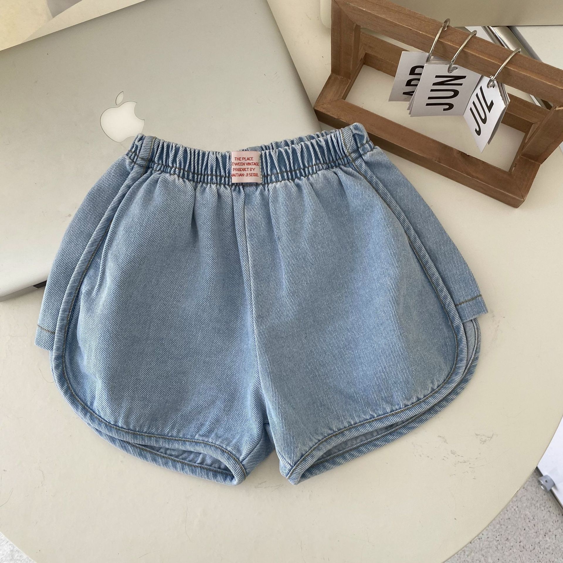 2022 summer new children's denim shorts cotton shorts kids outdoor casual pants baby boys and girls hemming short pants