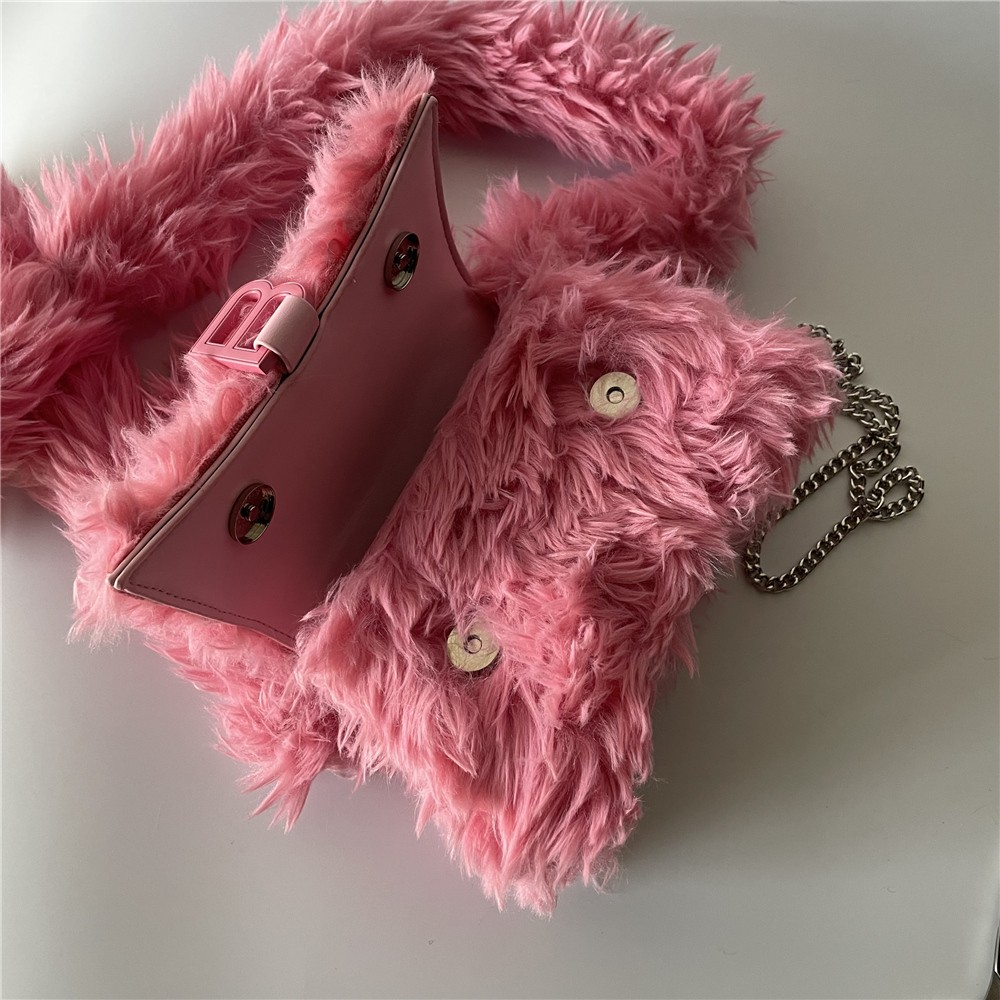 2021 winter new luxury design fashion hourglass pink vintage faux fur bag female portable one shoulder diagonal clutch satchels