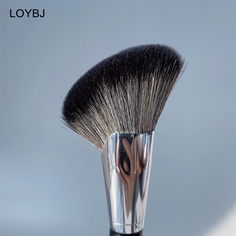 Loebig 72# Fan Contour Brush Professional Face Blush Highlighting Bronzer Contour Powder Brush Soft Synthetic Hair Sculpting Brushes