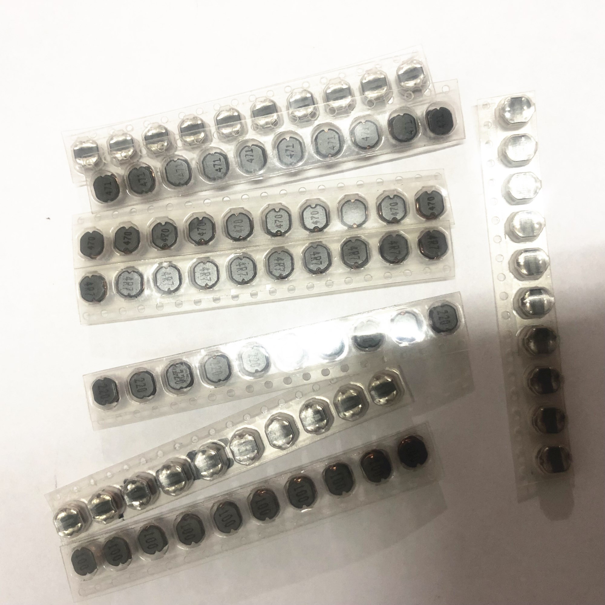 80pcs 8 Values ​​CD54 SMD Power Inductor Assortment Kit 4.7UH 10UH 22UH 33UH 47UH 100UH 220UH 470UH