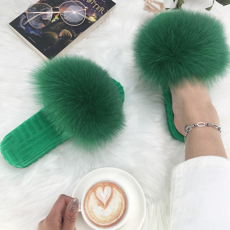 Ladies Slippers Flat Flip Flops Women Shoes Soft Luxury House Platforms Sandals Real Fur Slides Summer Fluffy Fashion Slippers