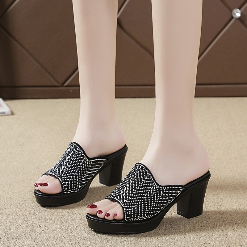 Diamond Rhinestone Genuine Leather Summer Shoes Fashion Mother Outdoor Sandals Women Plus Size 40-42 Cool Slippers