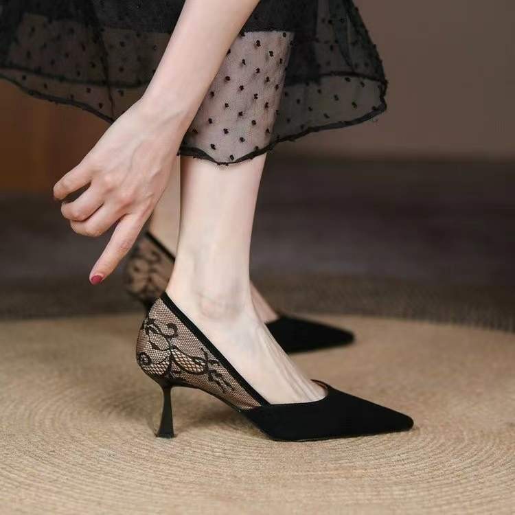 Pointed toe stiletto high heels women 2022 summer new lace stitching fashion single shoes French retro shallow women's shoes