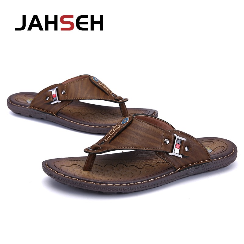 New Slippers Summer Flip Flops for Men Beach Slippers Leather Sandals Comfortable Shoes Non-slip Bathroom Shoes Men Slides