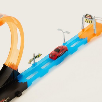 Juniors Super Racer Track Playset with 1 Pull Back Car