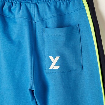 XYZ Printed Shorts with Drawstring Closure and Pocket