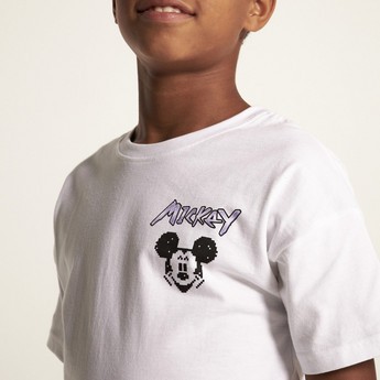 Disney Mickey Mouse Print T-shirt with Crew Neck and Short Sleeves