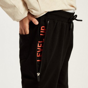 Juniors Printed Jog Pants with Pockets and Drawstring Closure