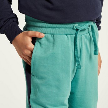 Juniors Panelled Jog Pants with Pockets and Drawstring Closure