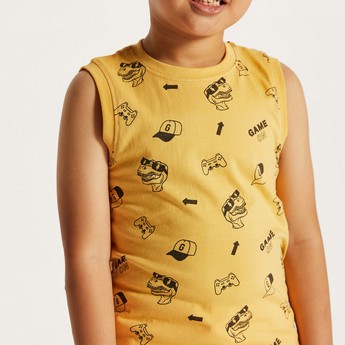 Juniors Sleeveless Printed T-Shirt with Crew Neck