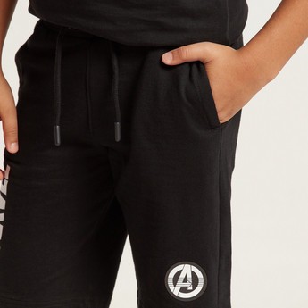 Avengers Print Shorts with Drawstring Closure and Pockets