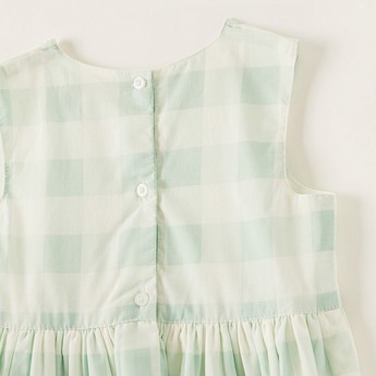 Juniors Gingham Sleeveless Dress with Button Closure