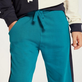 Juniors Panelled Jog Pants with Pockets and Drawstring Closure