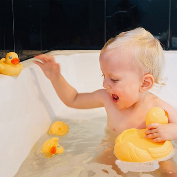 Playgro Bath Duckie Family Toy