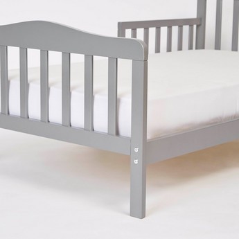 Dream On Me Classic Design Toddler Bed