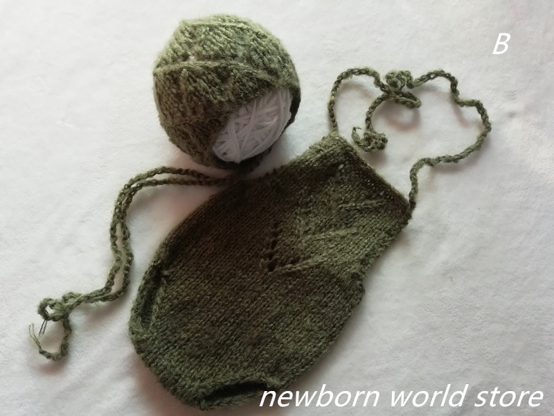 Newborn photography accessories, mohair hat and mohair shorts.