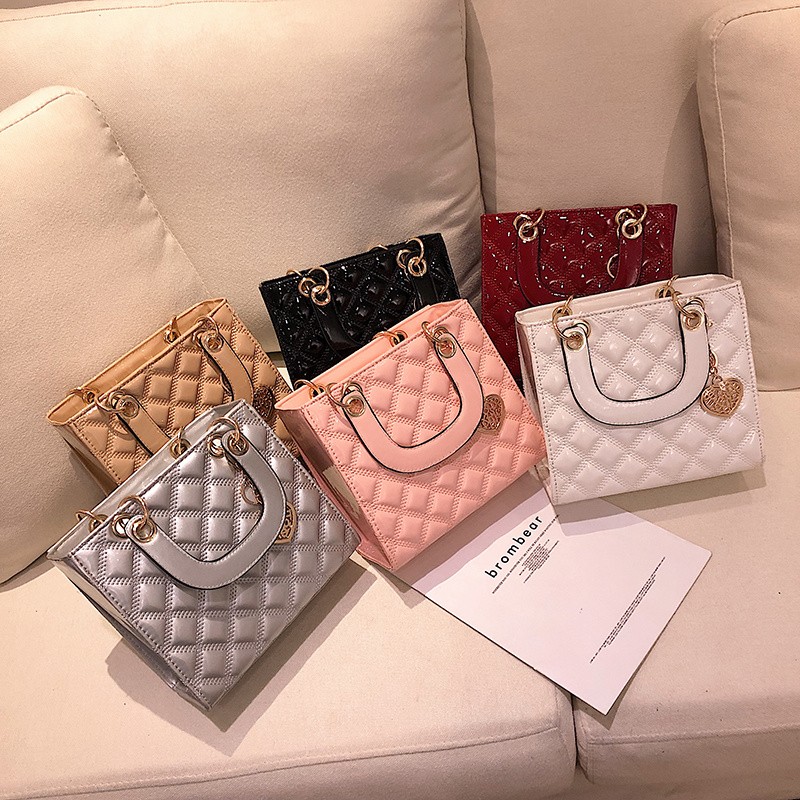 Luxury brand bag 2021 new fashion high quality female handbag lingge chain ladies crossbody handbag shoulder luxury claws