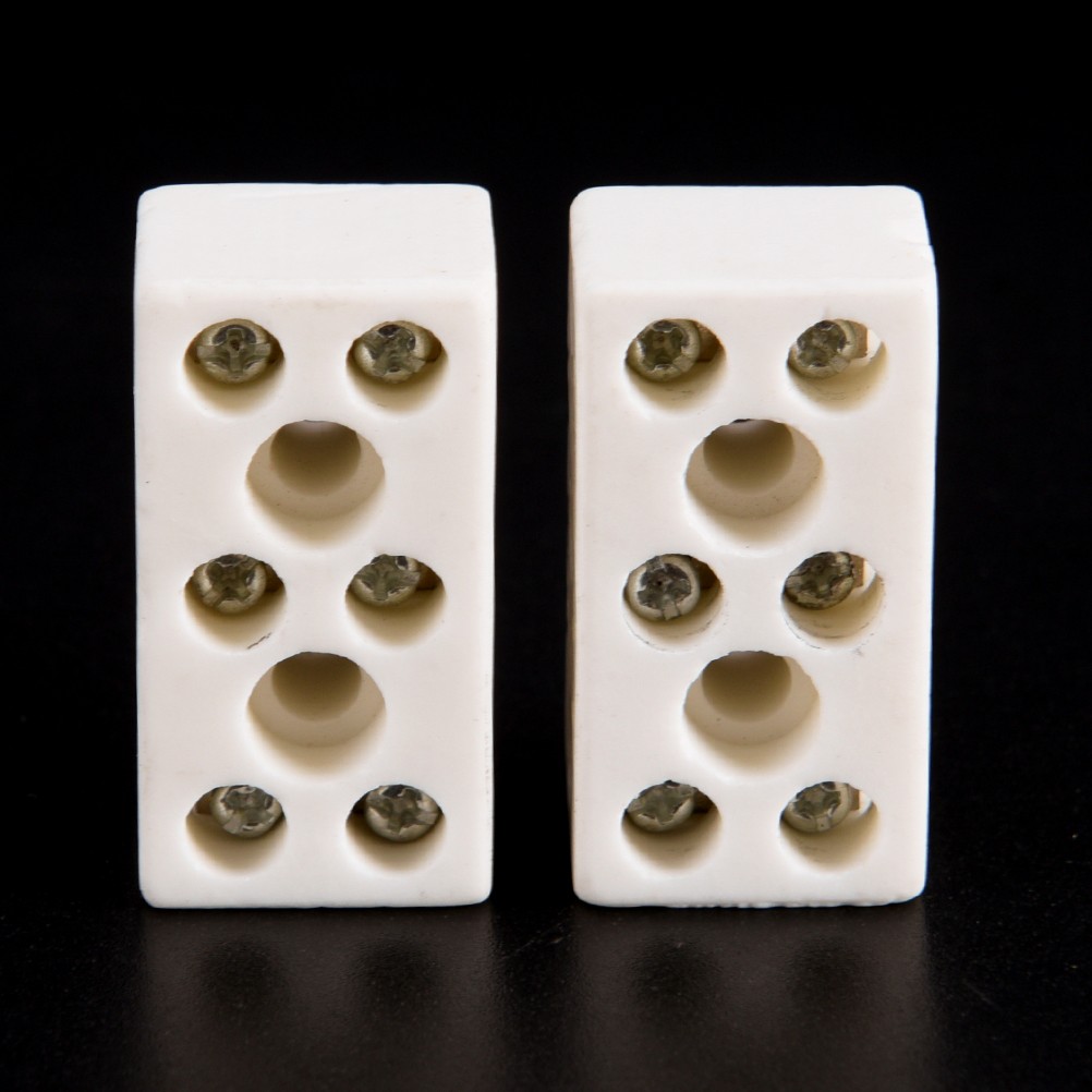 2pcs/lot 425 Degree 10A-3P Ceramic Bits Post Terminal Blocks for SOS 10A 250V Electrical Equipment Connectors Terminals