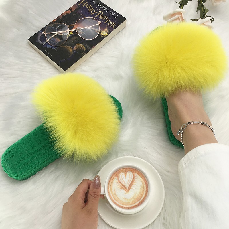 Ladies Slippers Flat Flip Flops Women Shoes Soft Luxury House Platforms Sandals Real Fur Slides Summer Fluffy Fashion Slippers