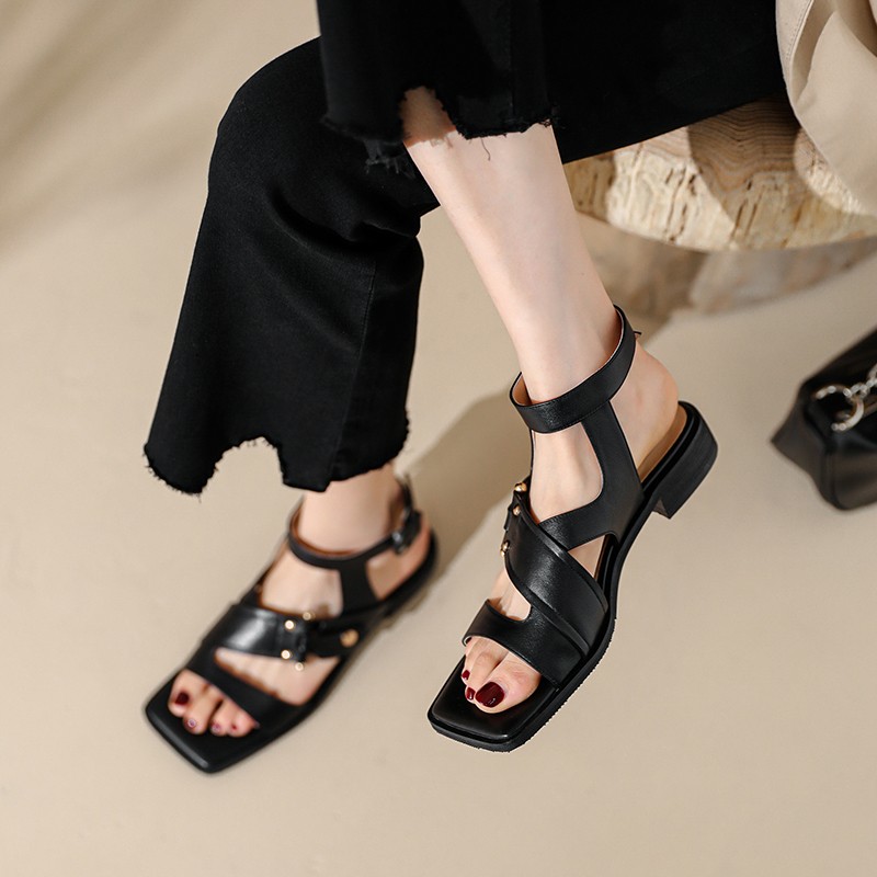 Real Leather Gladiator Women Sandals Square Heels Metal Decoration Classic Retro Buckle Strap Ladies Summer New Open Toe Shoes