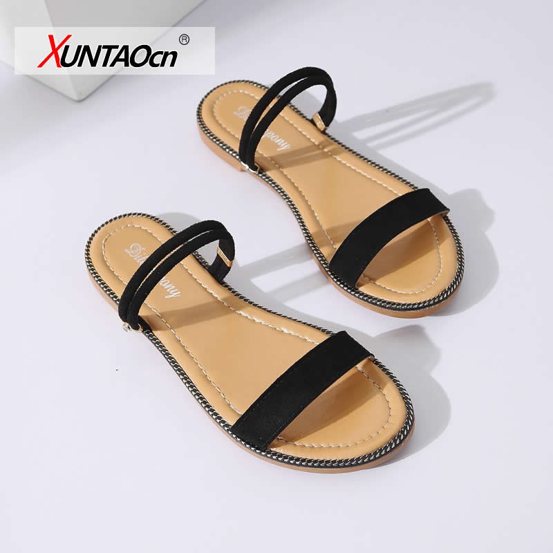 Flat bottom sandals female summer 2018 Korean version students women's shoes wearing Roman outside wear cool beach slippers