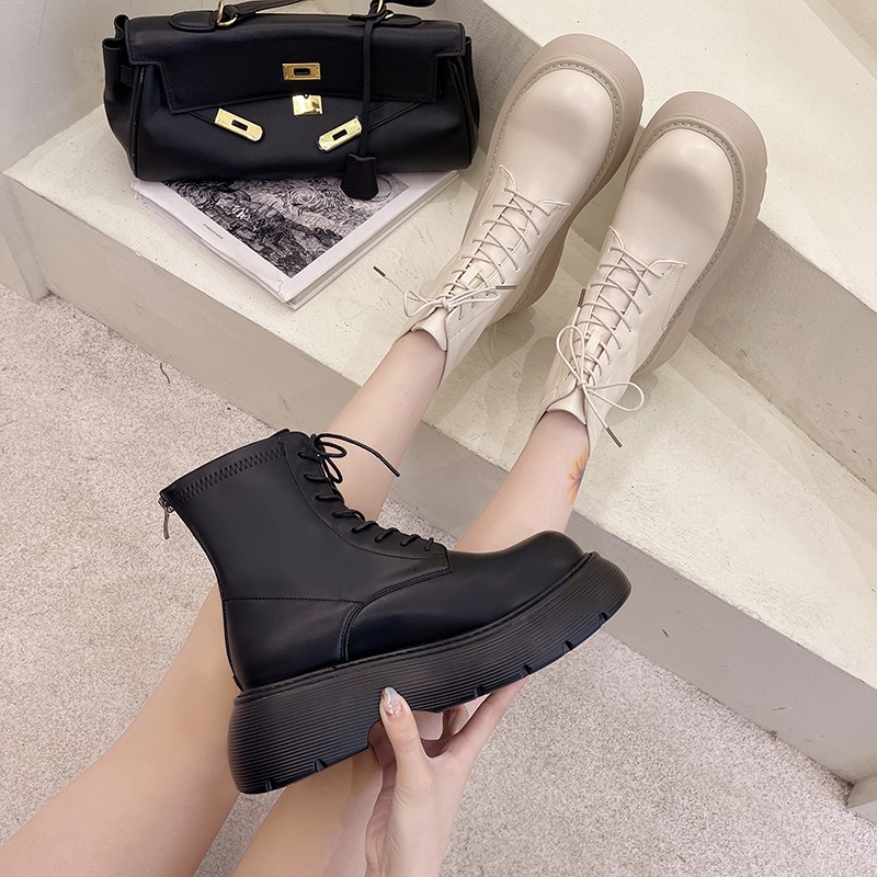 Leather Ankle Boots Women Chelsea Boots Plush Lining Warm Soft Sole Ladies Round Chunky Lace-up Winter Female Platform Shoes