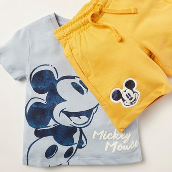 Mickey Mouse Print Crew Neck T-shirt and Shorts Set