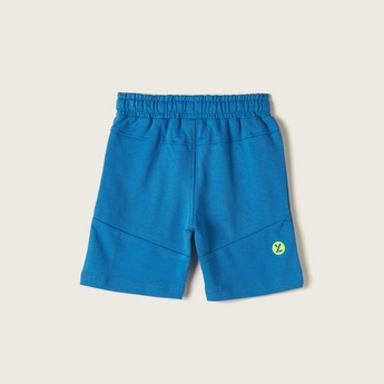 XYZ Solid Shorts with Drawstring Closure and Pockets