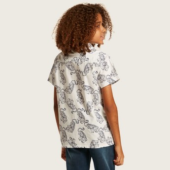 Juniors Printed Shirt with Short Sleeves and Button Closure