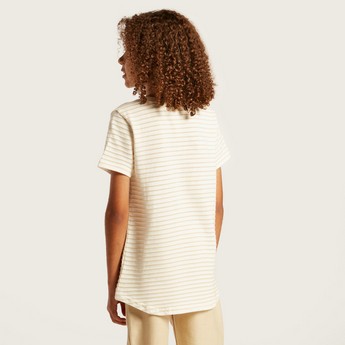 Striped Crew Neck T-shirt with Short Sleeves and Chest Pocket