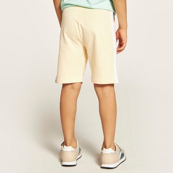 Juniors Solid Mid-Rise Shorts with Drawstring Closure and Pockets