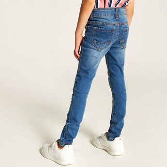 Juniors Solid Denim Jeans with Button Closure and Pockets