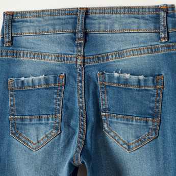 Juniors Solid Jeans with Pockets and Button Closure