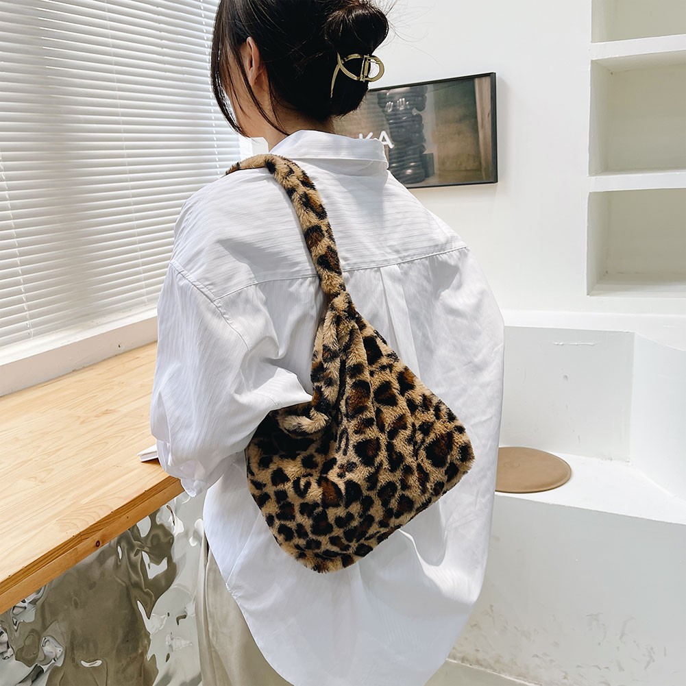 2021 Autumn Winter Female Plush Portable Women Handbag Vintage Animal Print Shoulder Bags Travel Bags