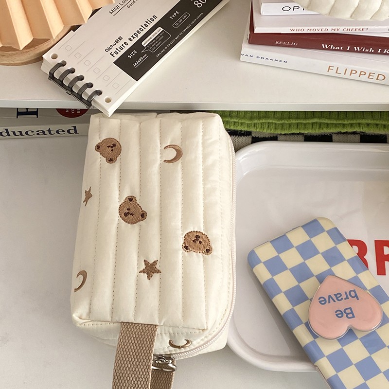 Embroidery Bear Makeup Bag Padded Women Zipper Cosmetic Organizer Bag Cute Cotton Wrist Make Up Pouch Portable Toiletry