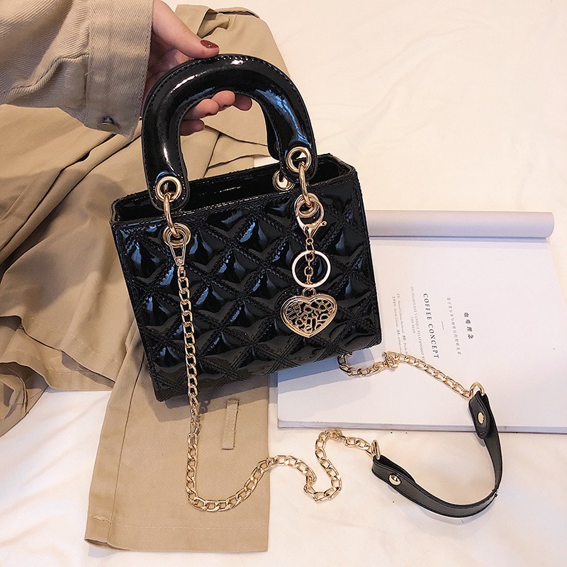 Luxury brand bag 2021 new fashion high quality female handbag lingge chain ladies crossbody handbag shoulder luxury claws