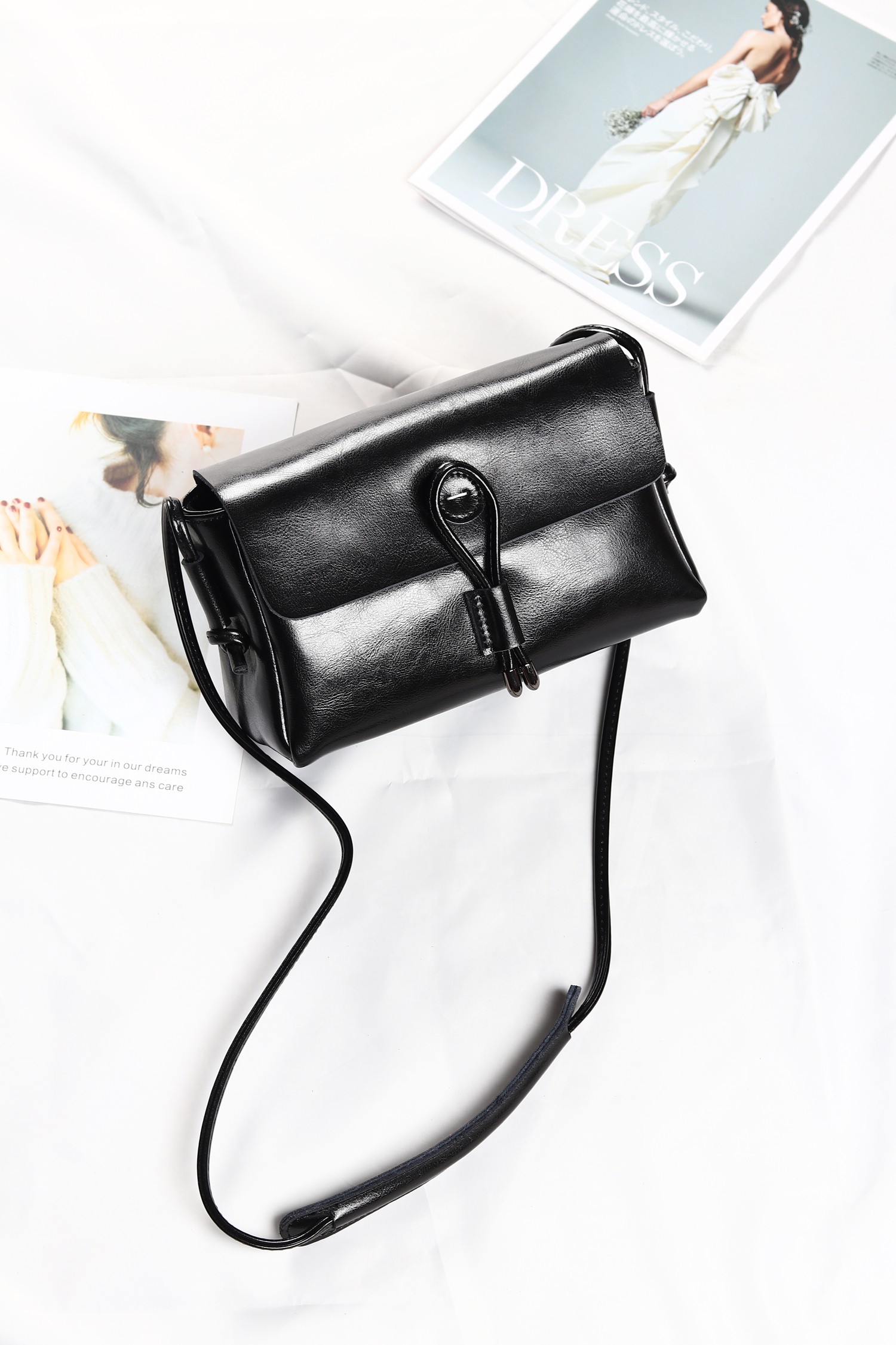 Ladies leather bag 2022 new trend fashion cowhide all-match ladies one shoulder messenger small square box