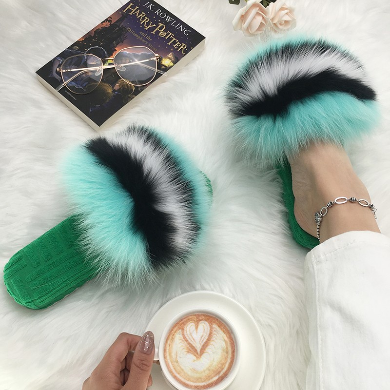 Ladies Slippers Flat Flip Flops Women Shoes Soft Luxury House Platforms Sandals Real Fur Slides Summer Fluffy Fashion Slippers