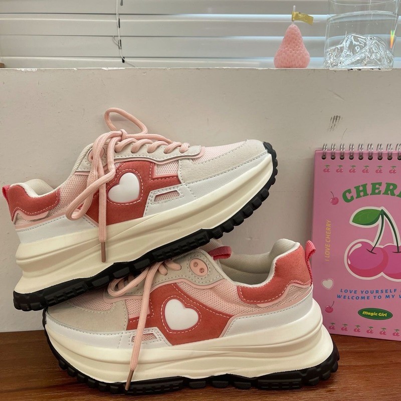 QWEEK 2022 New Korean Women Sneakers Strawberry Pink Kawaii Love Sports Daddy Shoes Versatile Casual Platform Vulcanize Tennis