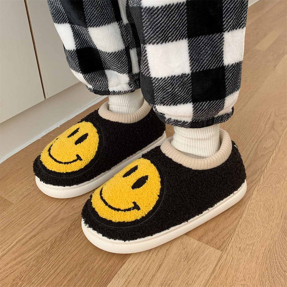 2021 lovely smile cotton slippers winter warm house thick-soled indoor slippers non-slip outdoor volvi fur slippers women shoes