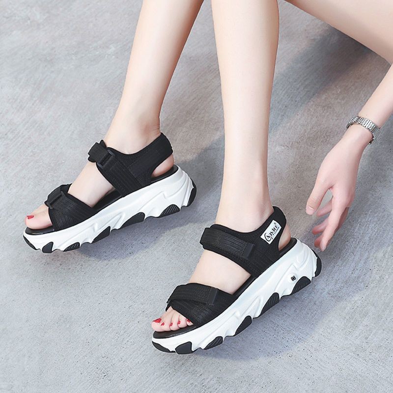 2022 Summer Sandals Fashion Slippers All Ages Comfortable Foot Massager Shopping Outdoor Personal Slippers